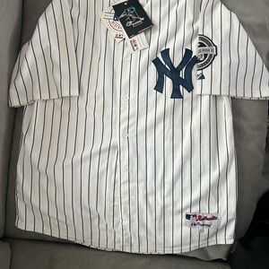 NWT! Majestic Navy and White Striped Men's Jeter Jersey